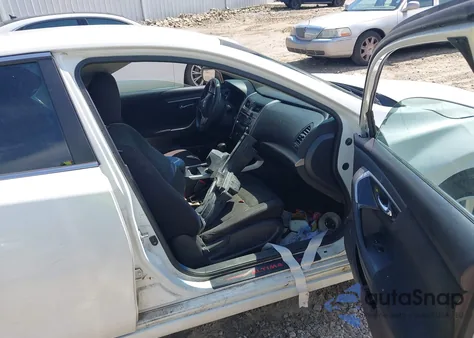 2014 Nissan Altima 2.5/2.5 S/2.5 Sl/2.5 Sv from USA, damaged, VIN 1N4AL3AP9EC271496